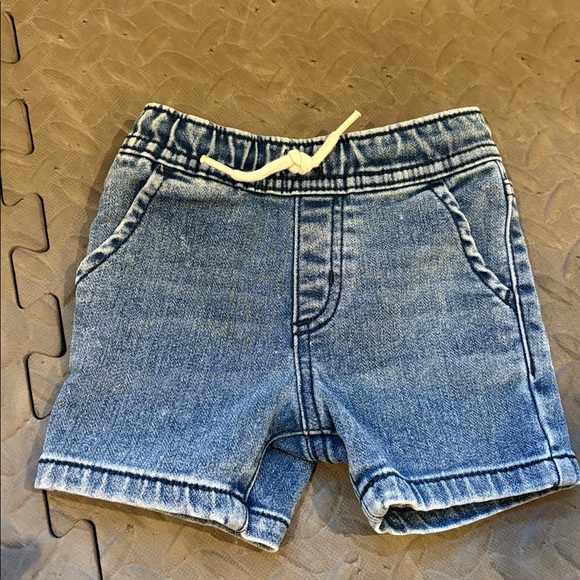 Okie Dokie Blue Denim Shorts with Red Farm Tractor Patch - Picture 3 of 4